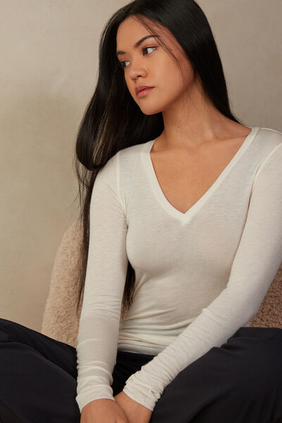 Maglia Scollo a V in Modal Ultralight con Cashmere