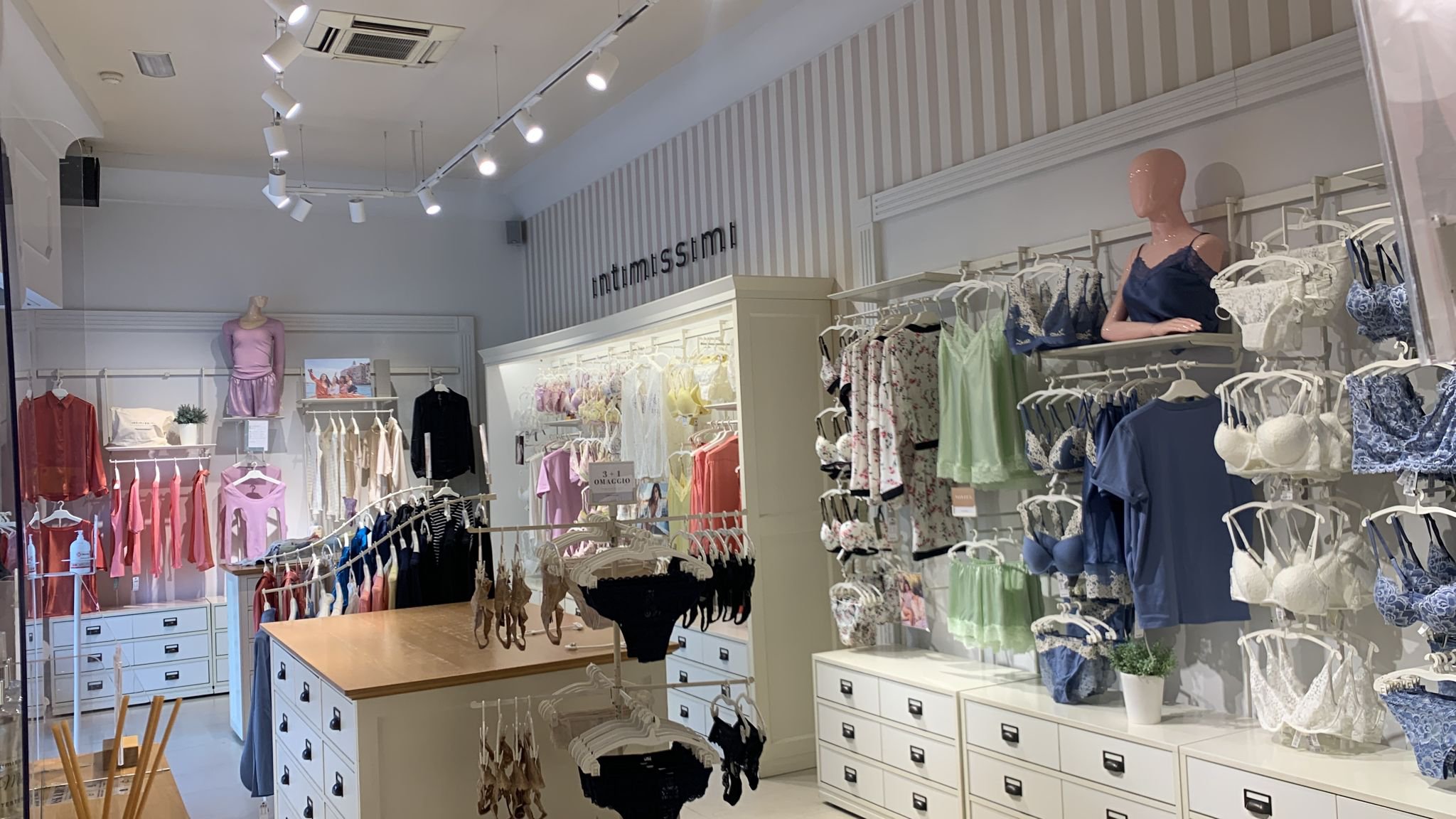 Intimissimi MARINA DI CARRARA