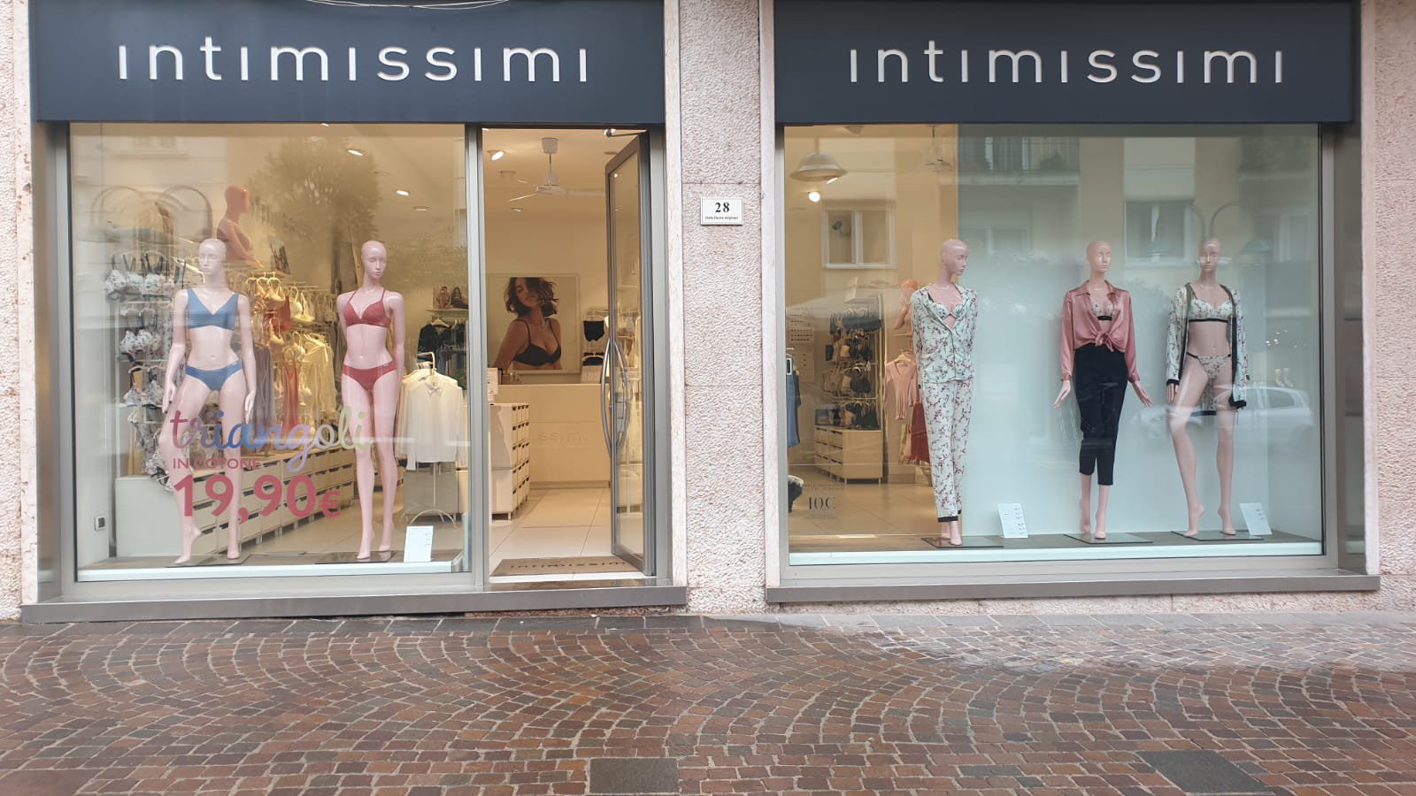 Intimissimi RIVA DEL GARDA V.LE DANTE