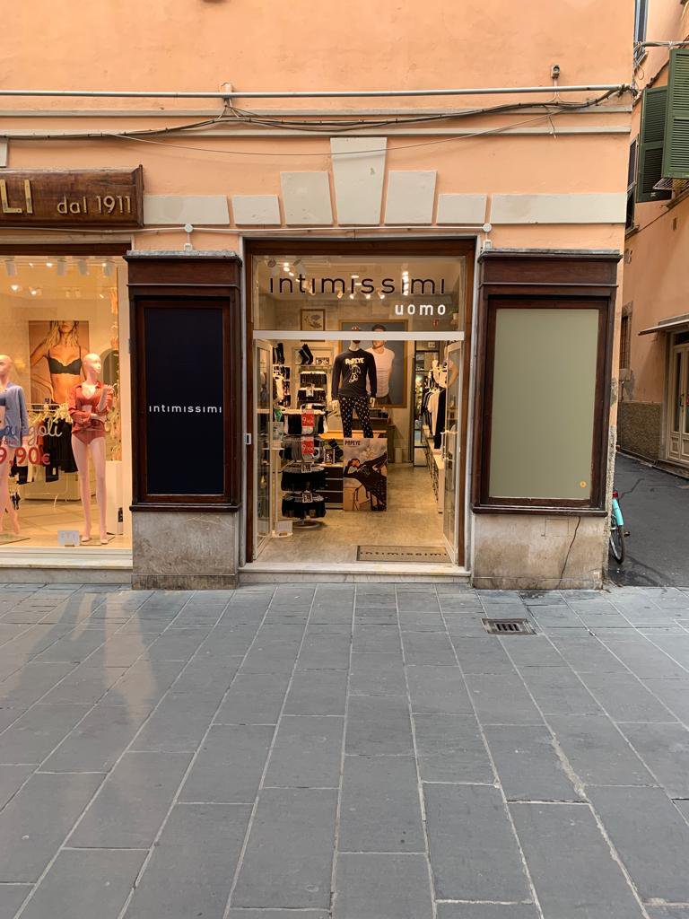 Intimissimi PIETRASANTA VIA MAZZINI N. 66