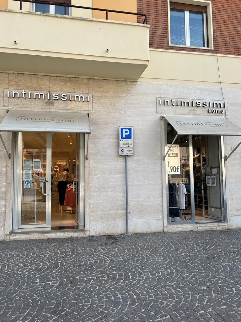 Intimissimi BASTIA UMBRA P.ZZA MAZZINI 20