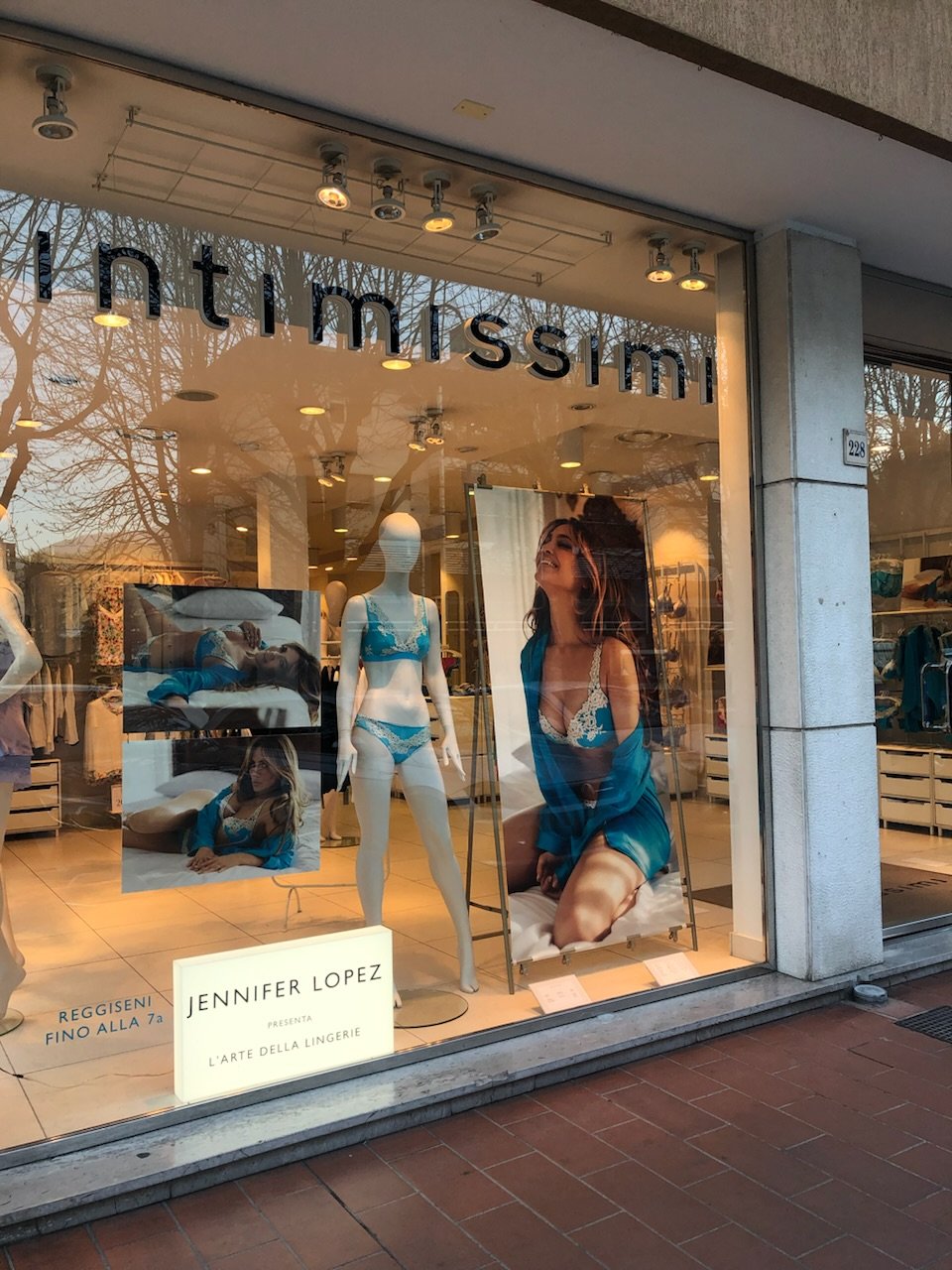 Intimissimi VITTORIO VENETO Vle D.VITTORIA