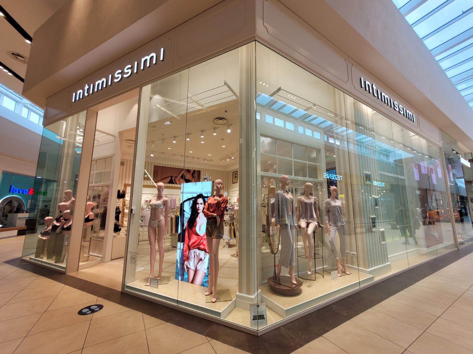 Intimissimi NICHELINO CCLE MONDOJUVE