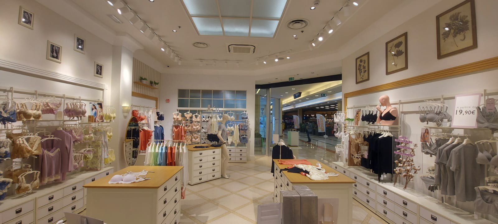 Intimissimi CITTA' S.ANGELO PESCARA NORD