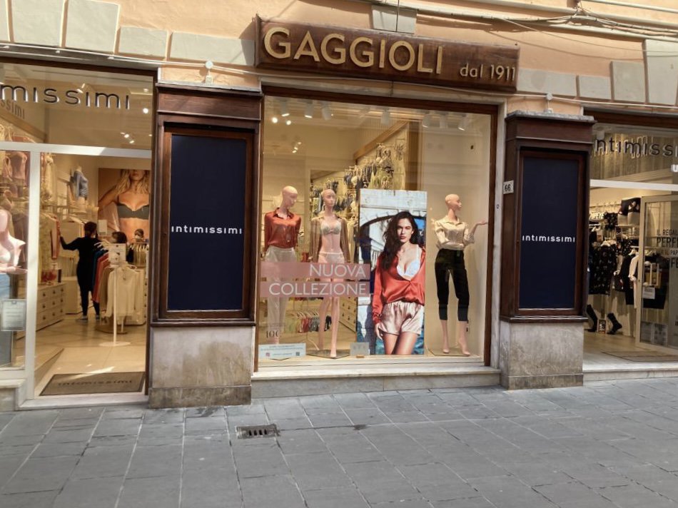 Intimissimi PIETRASANTA VIA MAZZINI N. 66