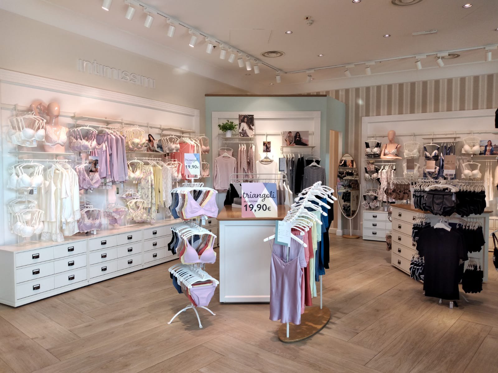Intimissimi ANTEGNATE SHOPPING CENTER
