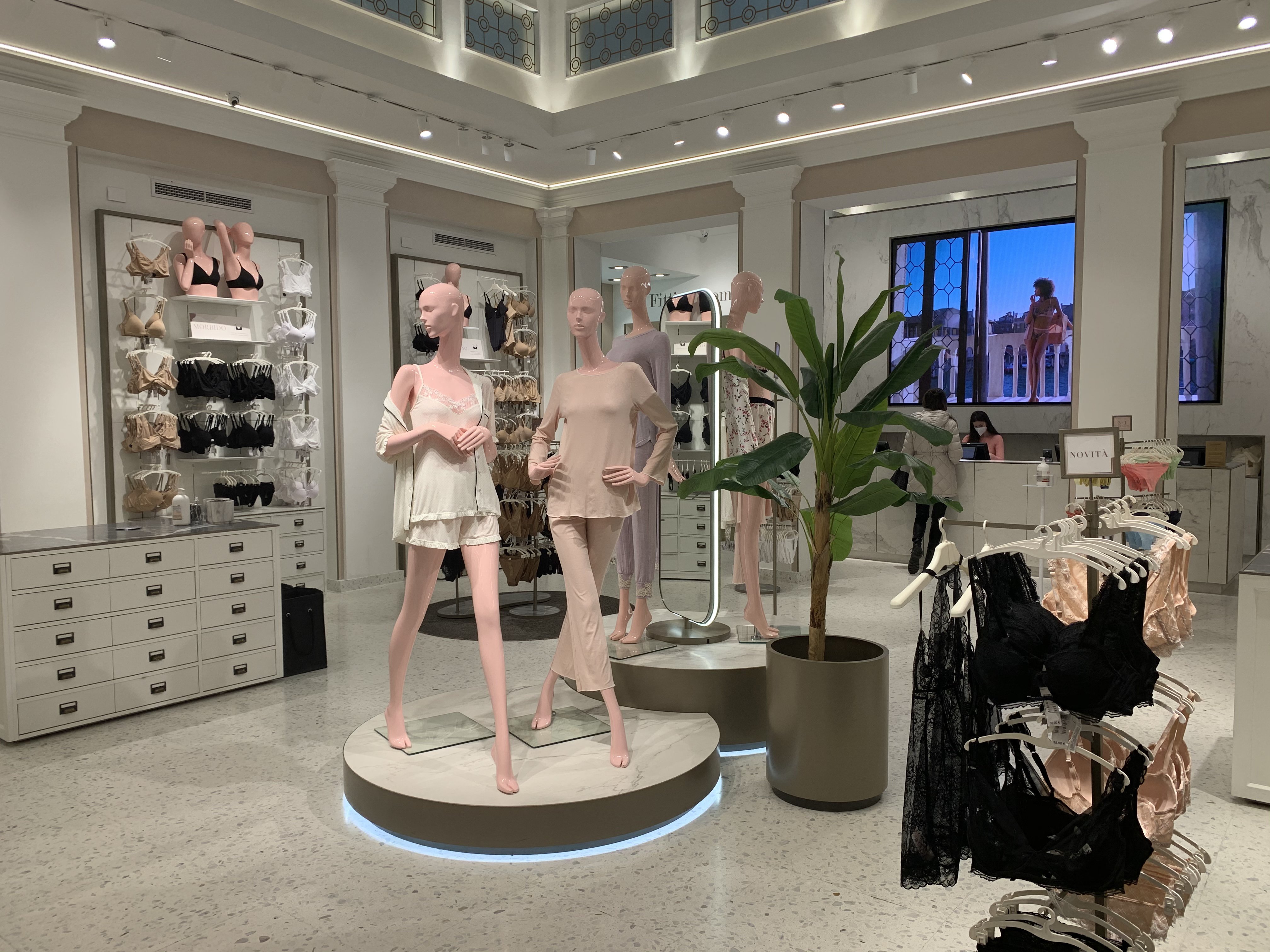 Intimissimi MILANO C.SO VITTORIO EMANUELE