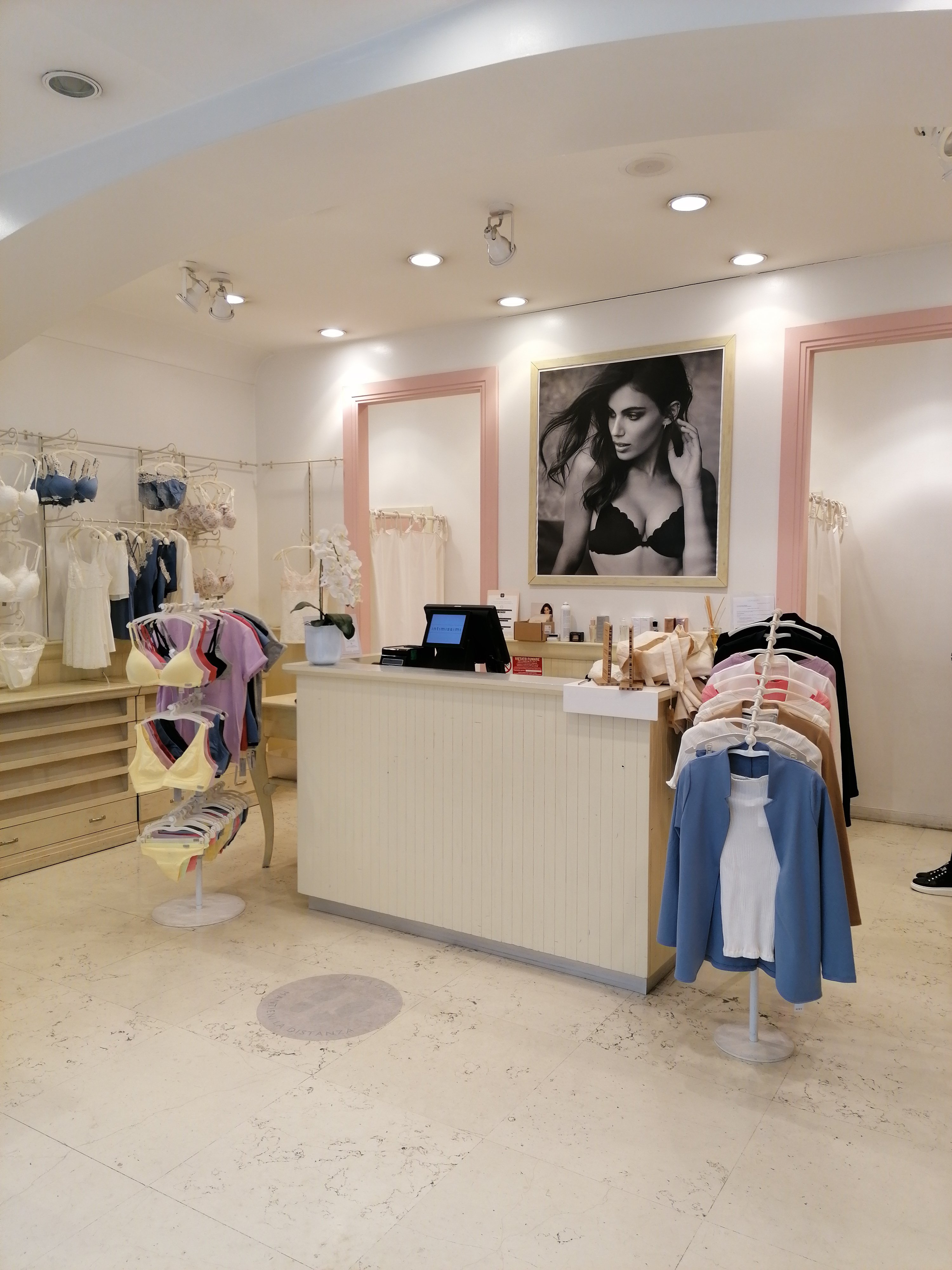Intimissimi LISSONE VIA LORETO 26