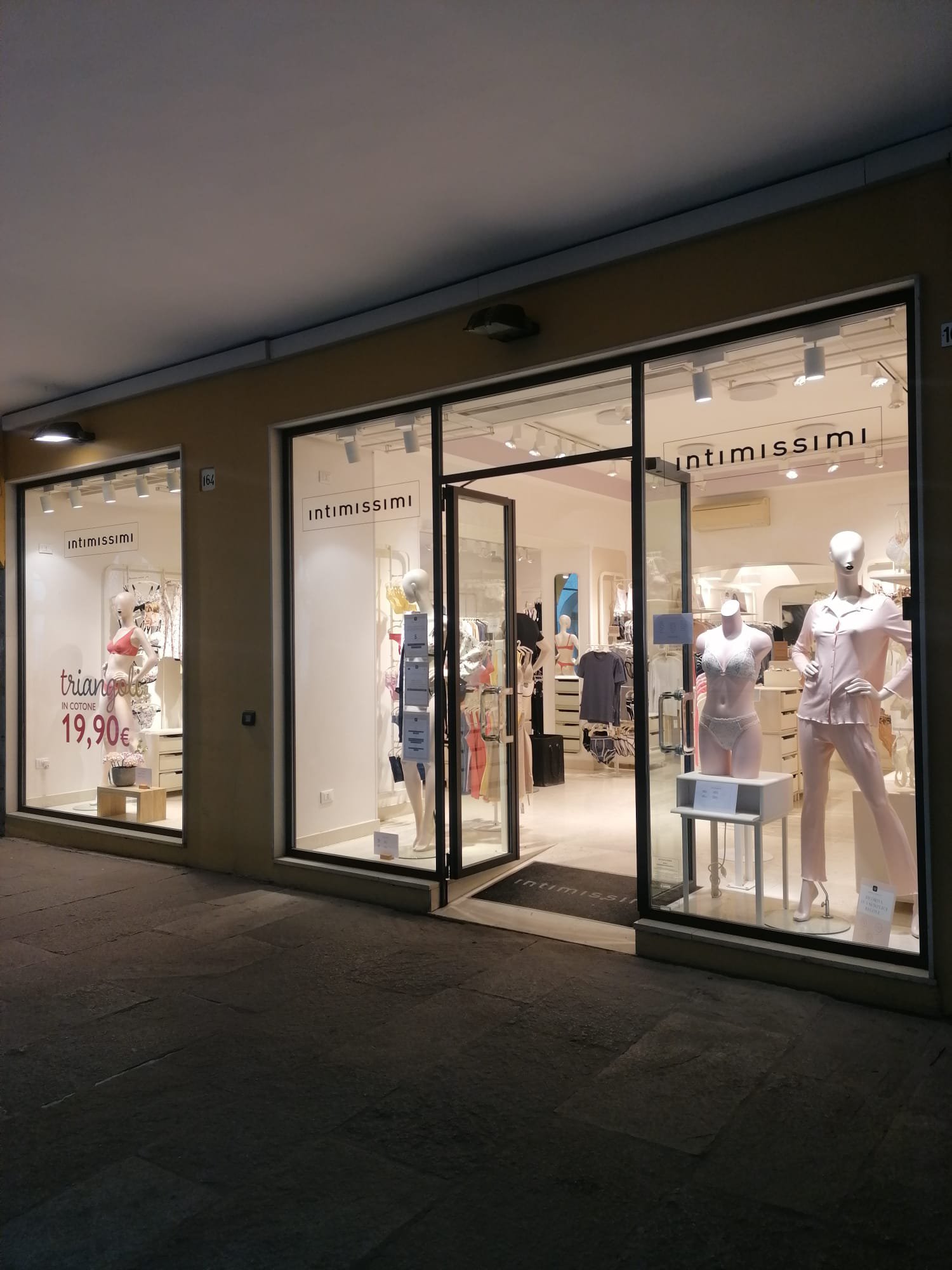 Intimissimi CASALE MONFERRATO VIA ROMA 166