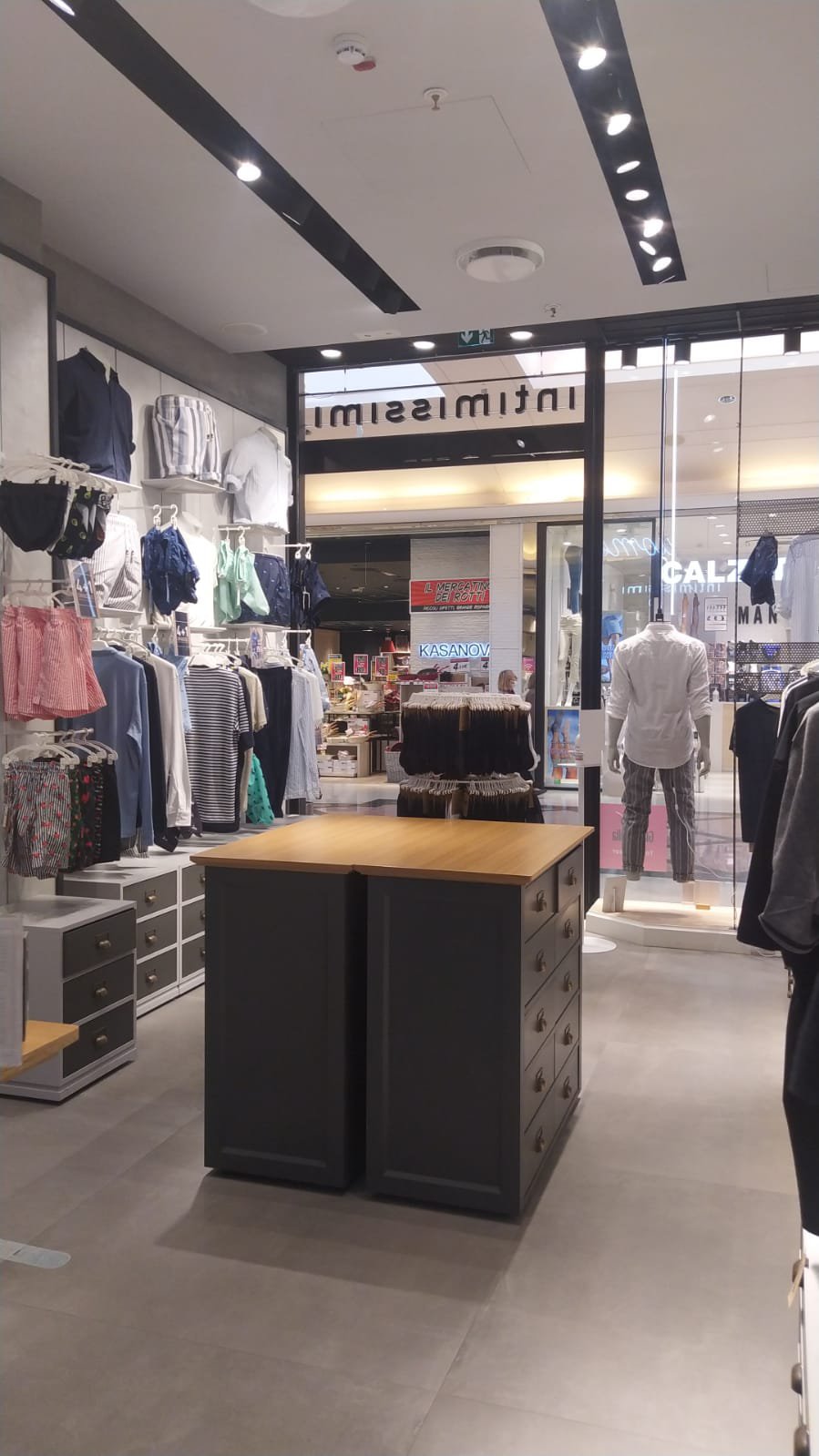 Intimissimi OSTIA LIDO VIA DELLE BALENIERE