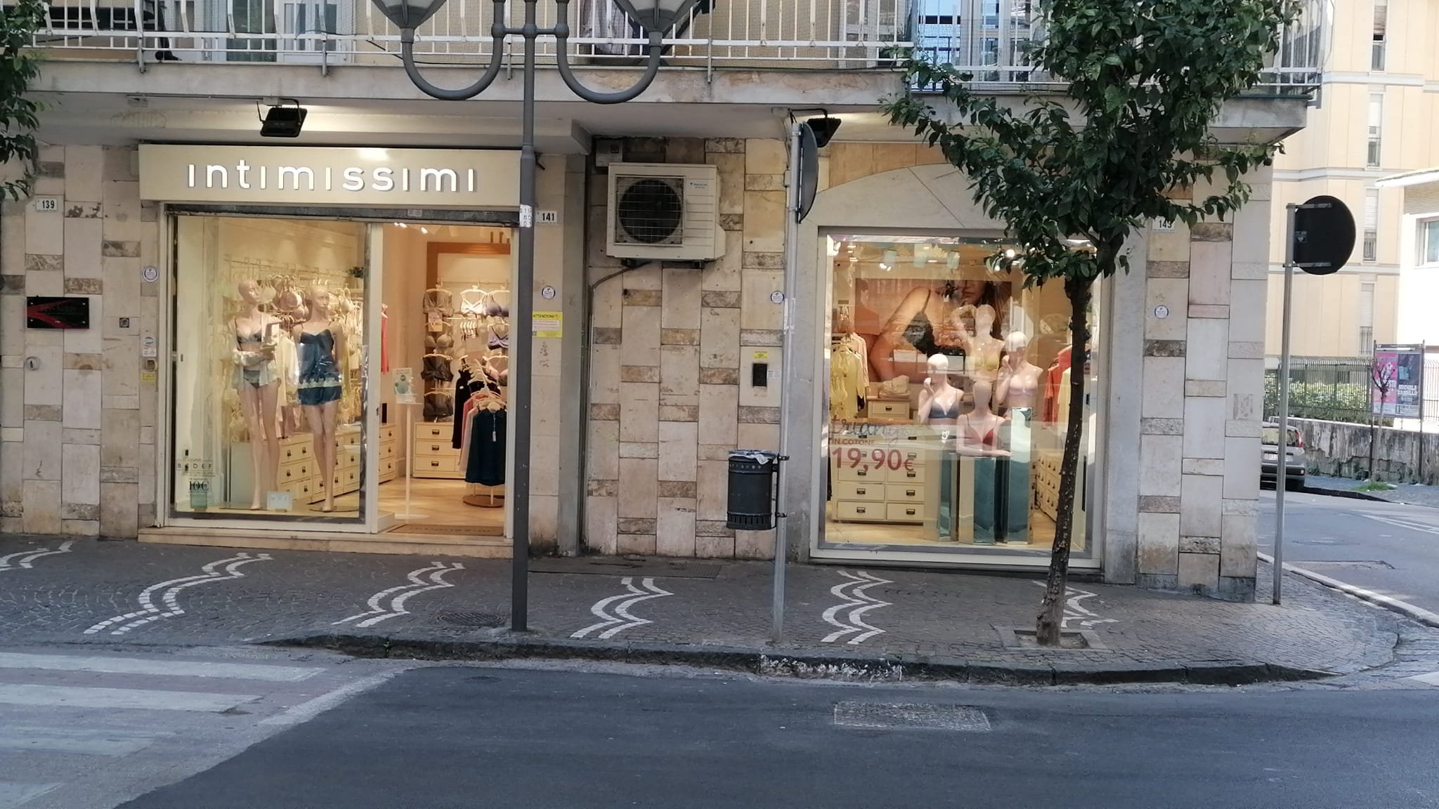 Intimissimi PORTICI VIA LEONARDO DA VINCI