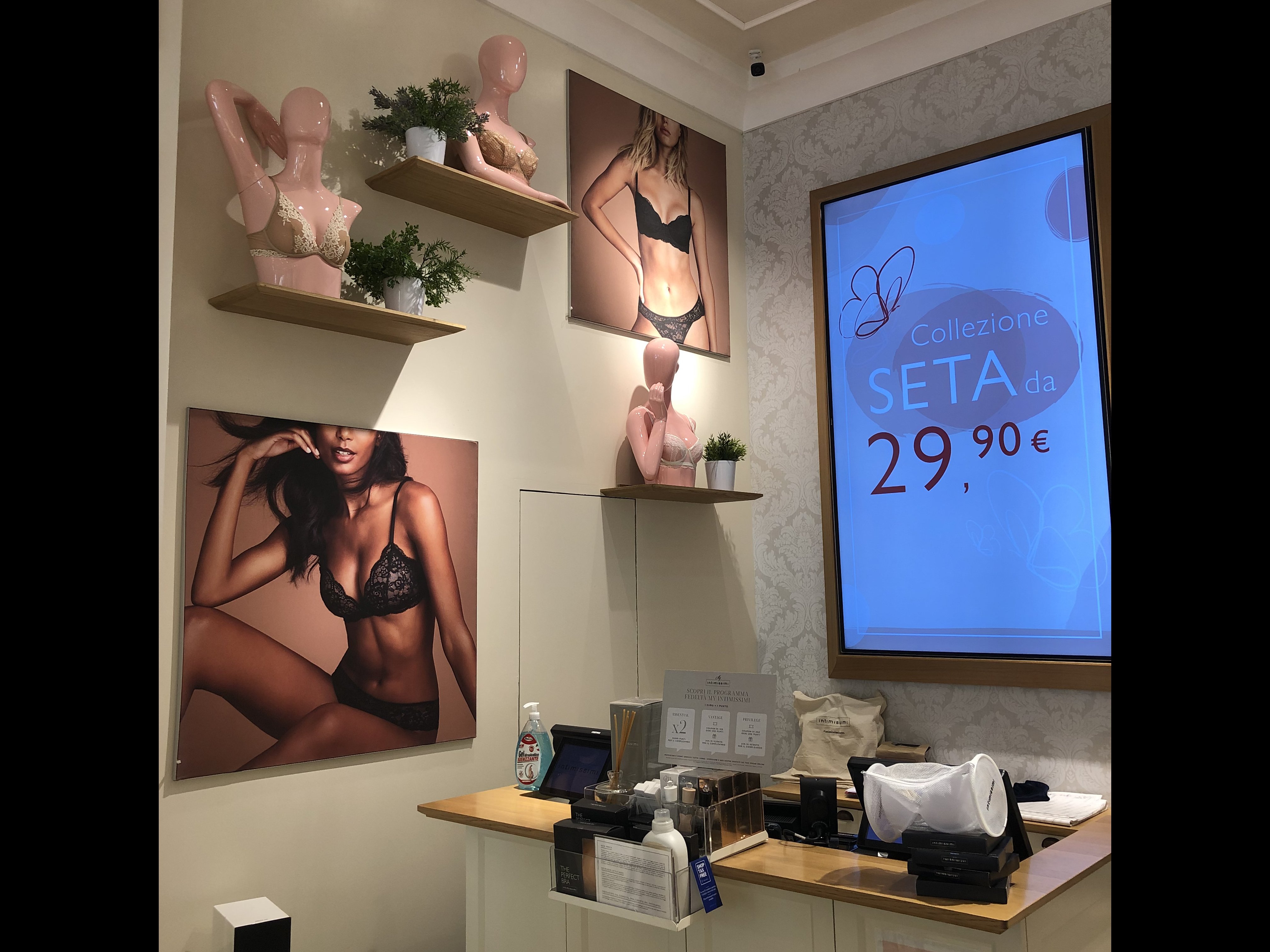 Intimissimi COMO VIA LUINI 22