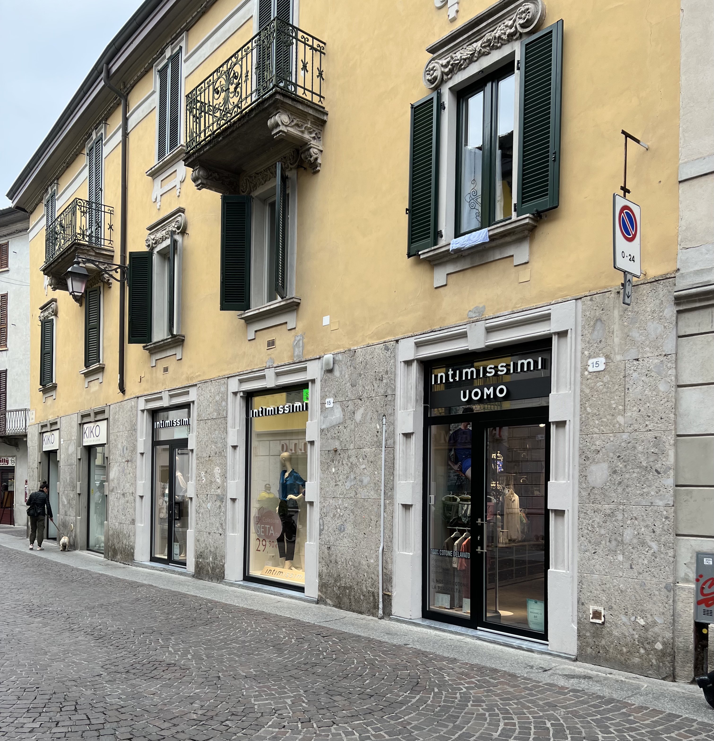 Intimissimi TREVIGLIO VIA ROMA, 15