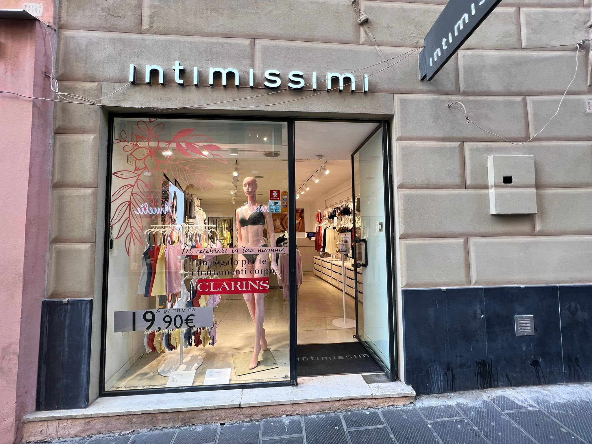 Intimissimi GENOVA VIA S.VINCENZO 184/186R