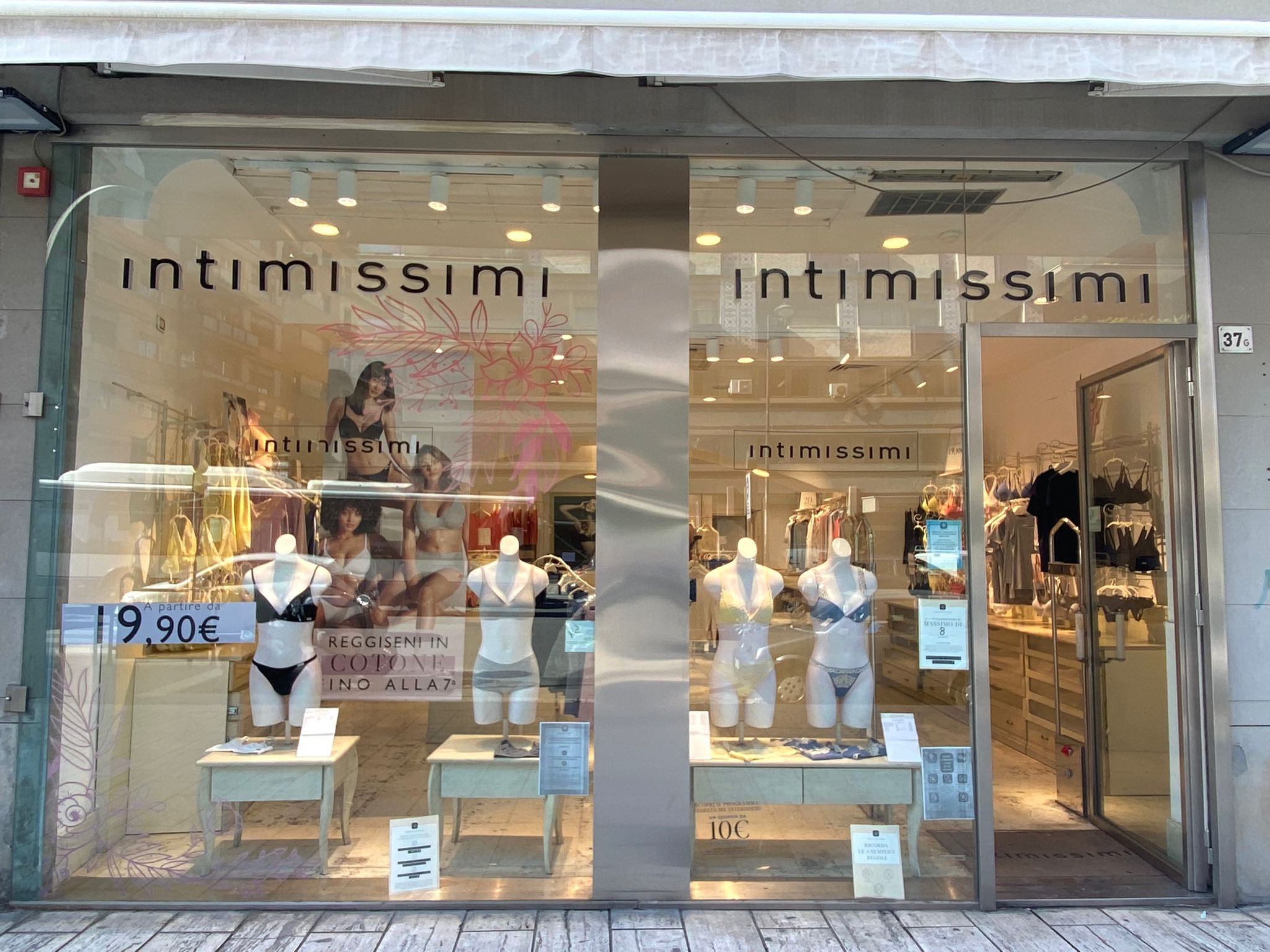 Intimissimi PALERMO VIA NOTARBARTOLO 37H