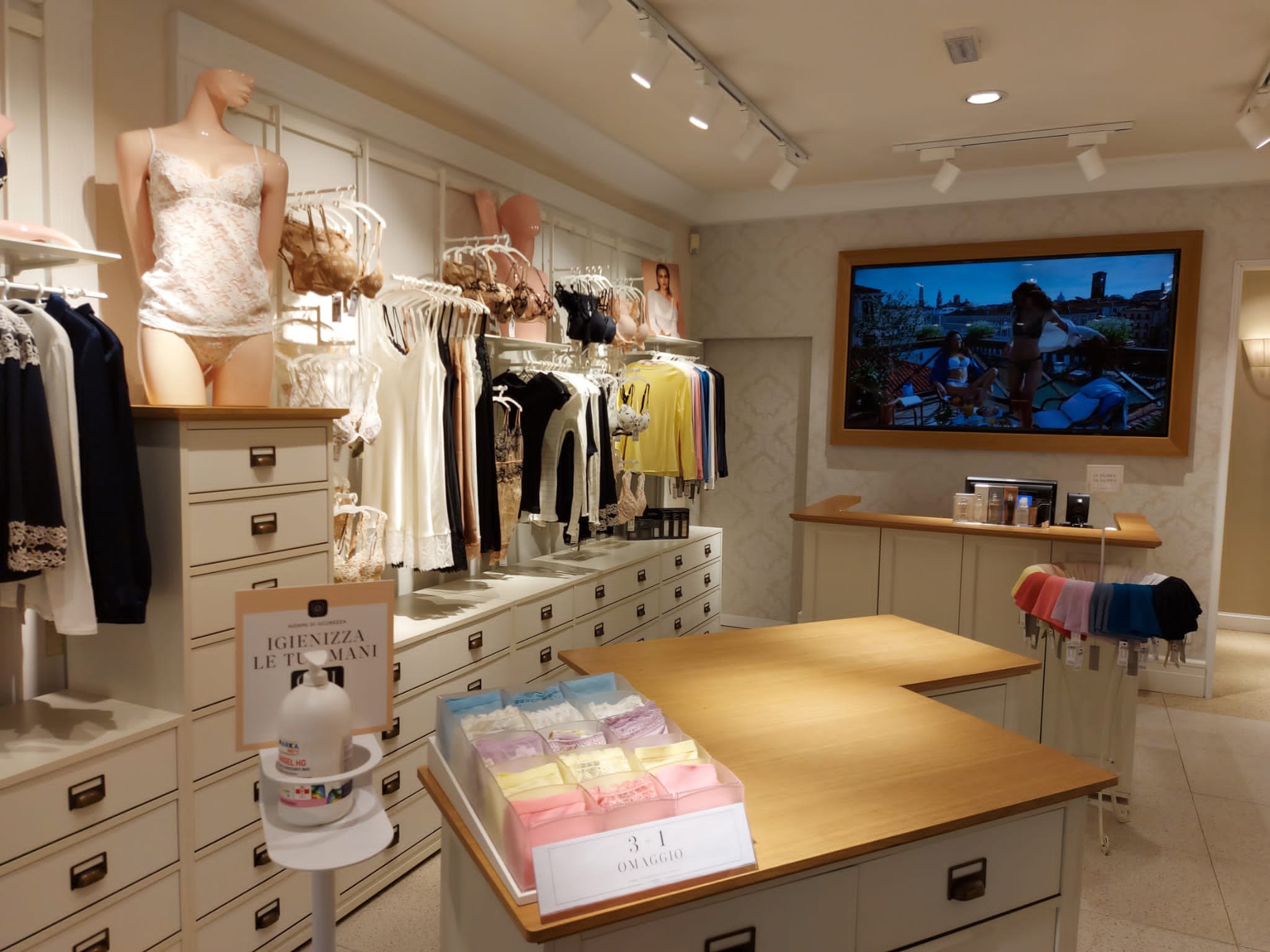 Intimissimi ORTISEI VIA REZIA 13
