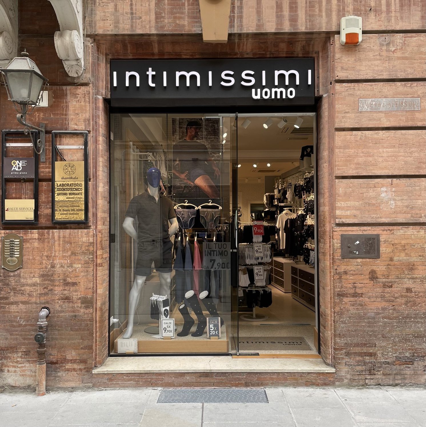 Intimissimi JESI C.SO MATTEOTTI 23