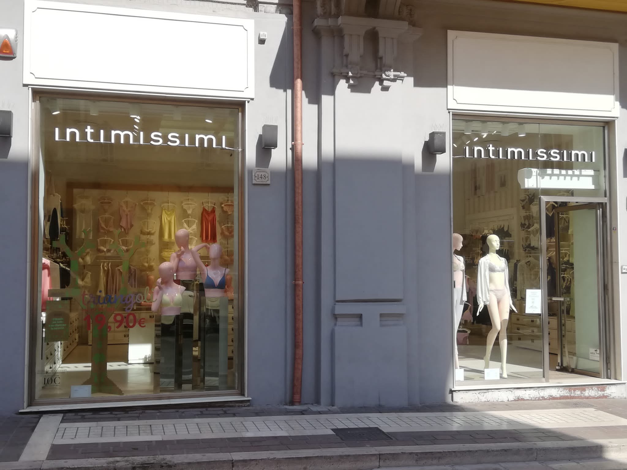 Intimissimi FORMIA VIA VITRUVIO 146/148