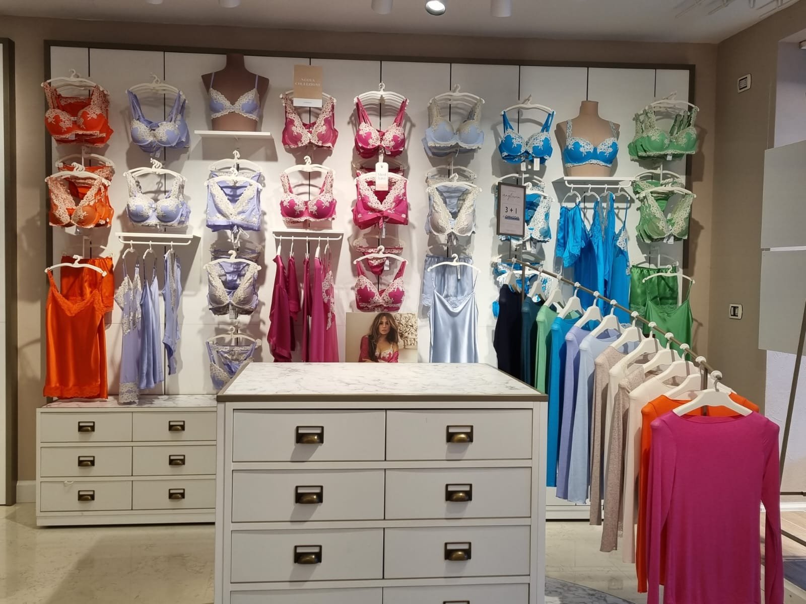 Intimissimi MIRANO P.ZZA MARTIRI 6/7