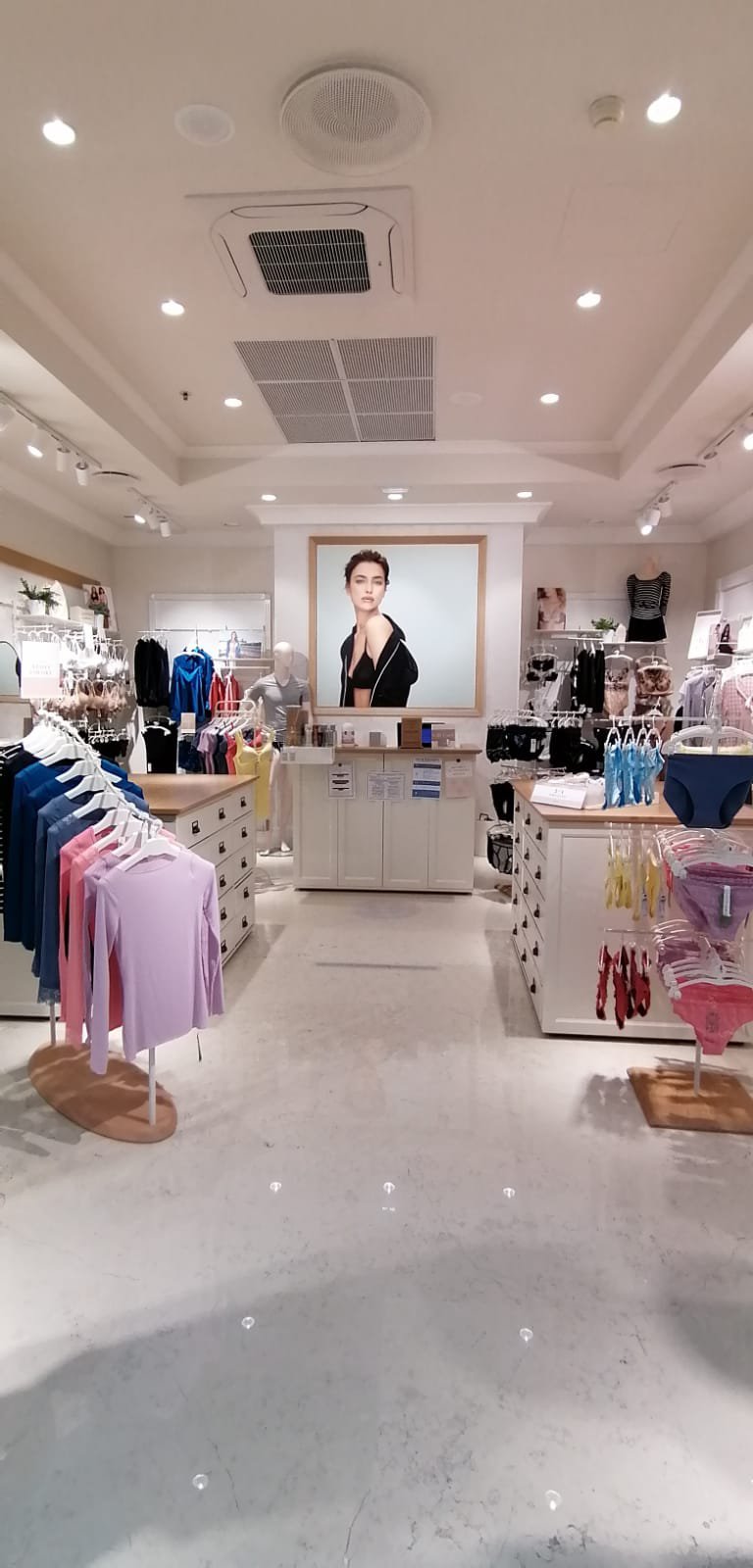 Intimissimi MONFALCONE CCLE