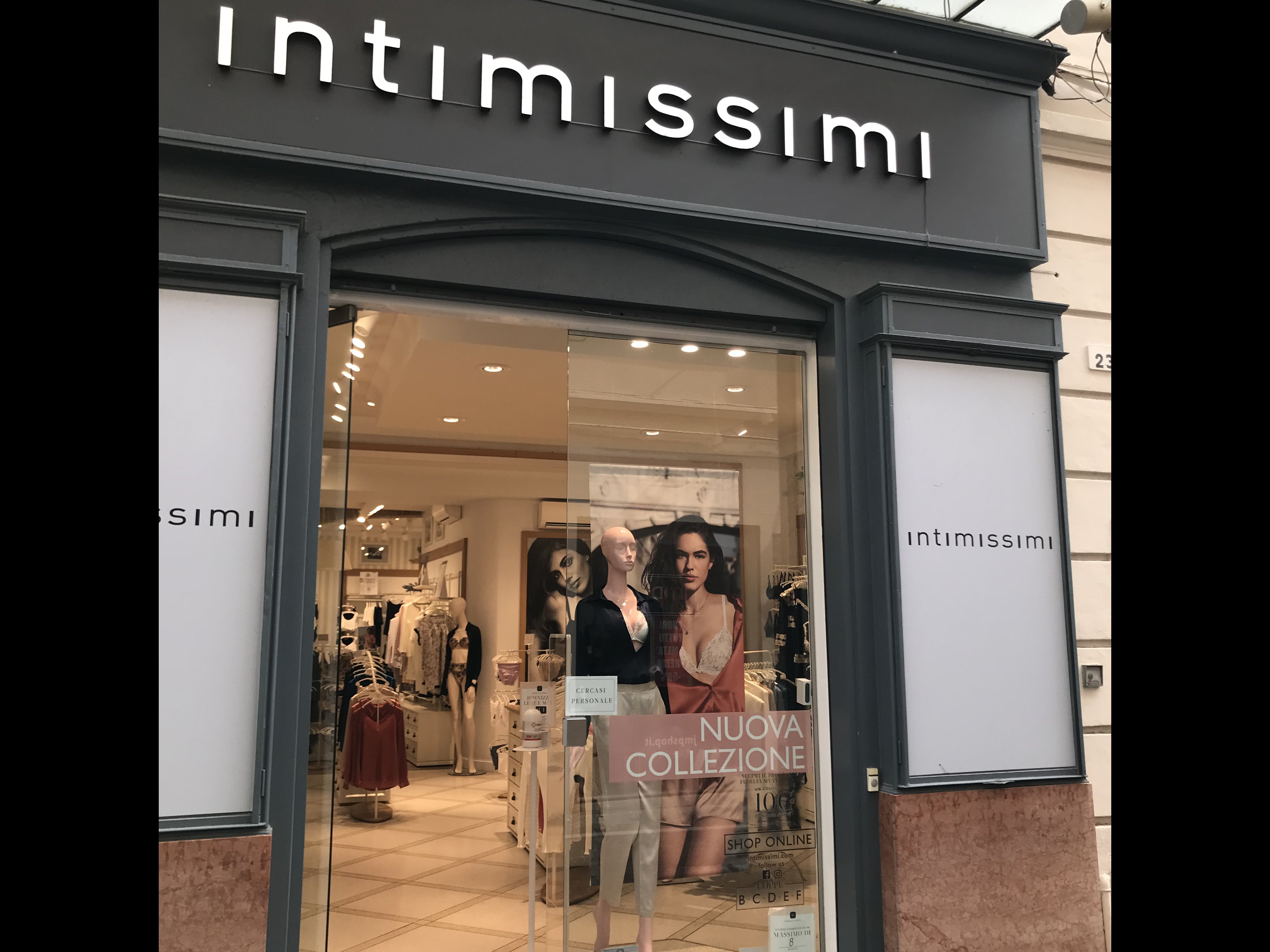 Intimissimi PESARO VIA BRANCA 23