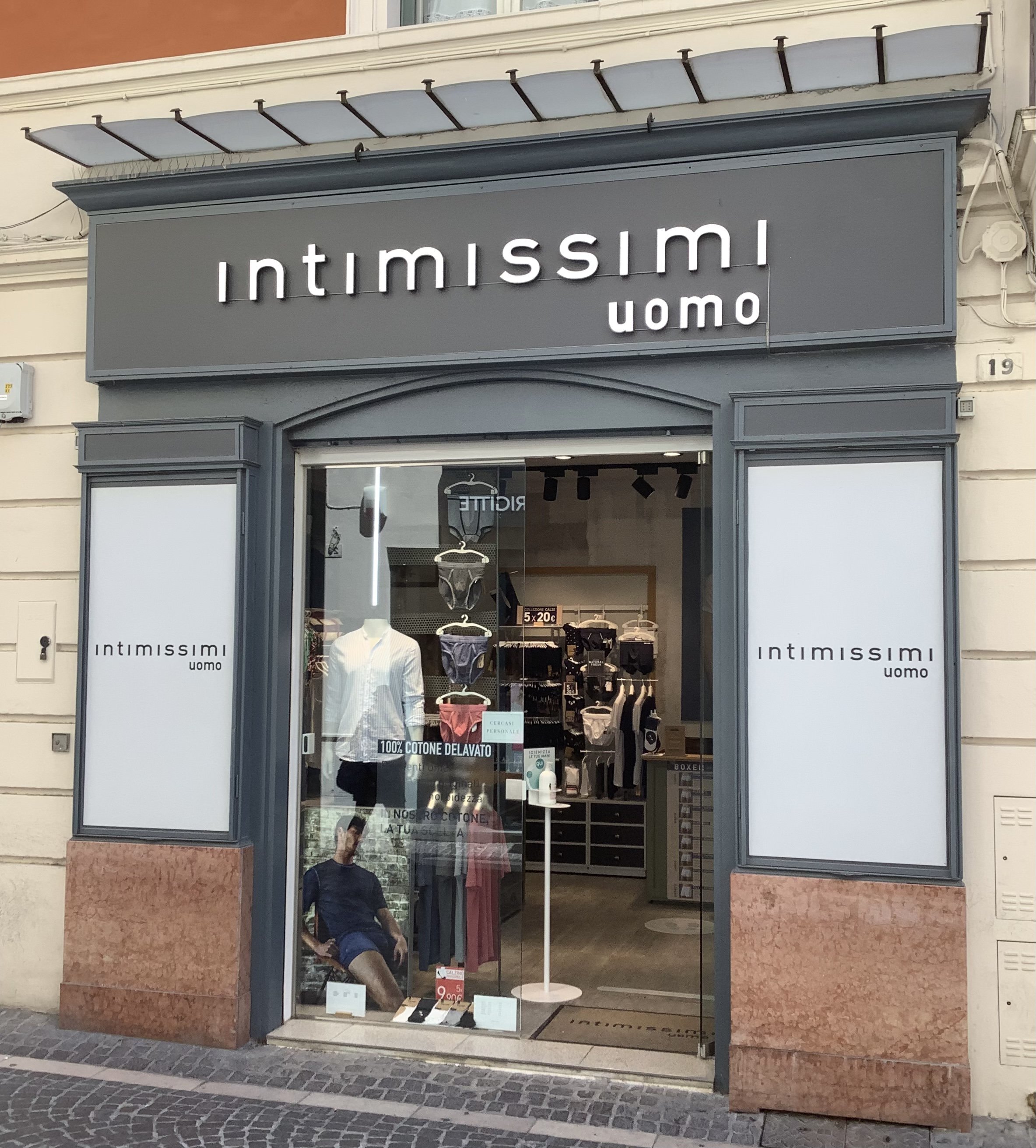 Intimissimi PESARO VIA BRANCA 19