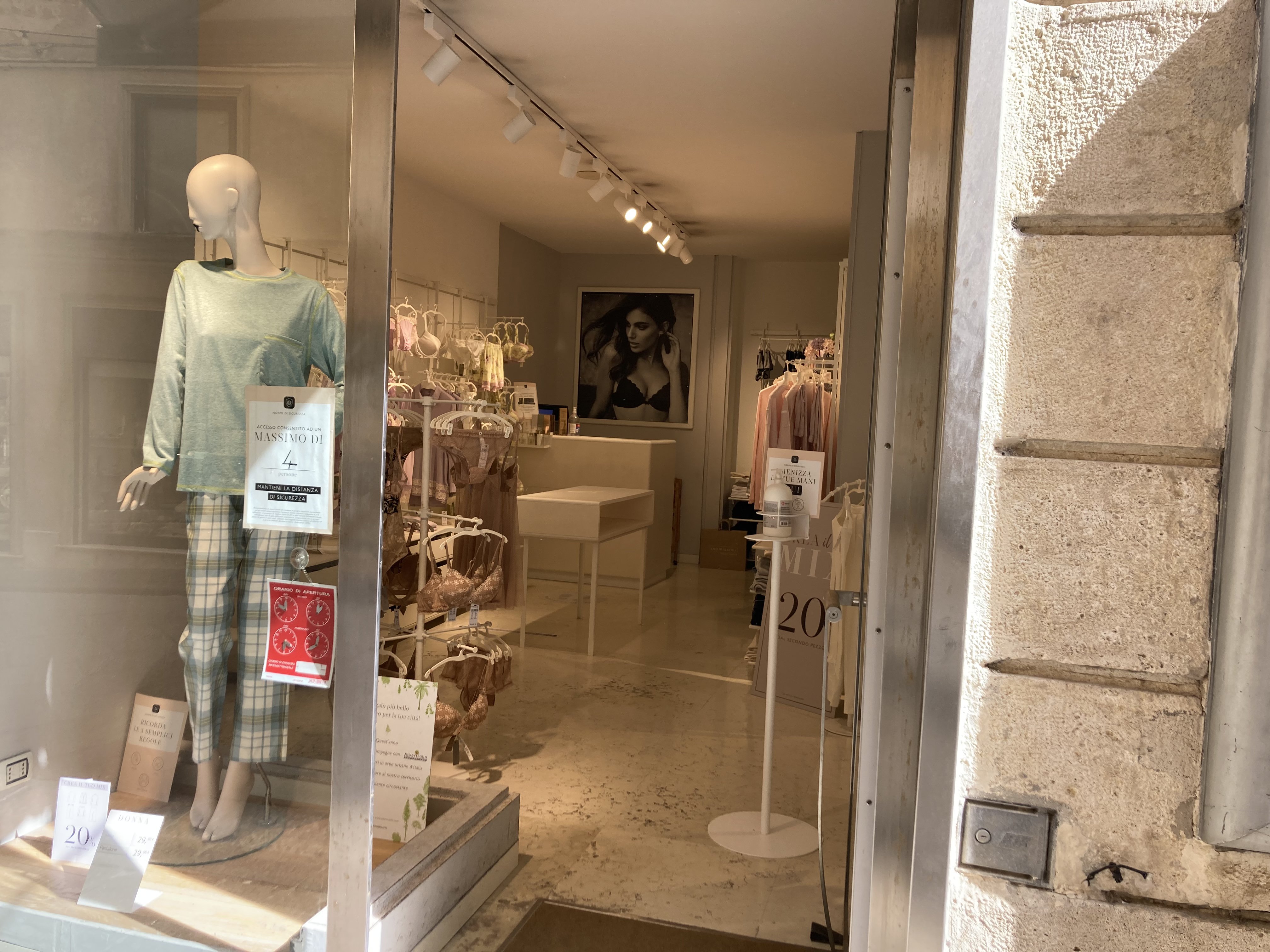 Intimissimi SASSARI VIA LUZZATTI 9